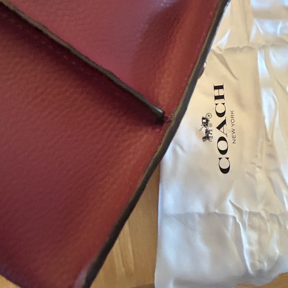 Coach Willow Burgundy Tote with Chocolate Handles - Picture 6 of 12